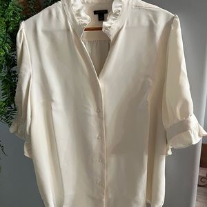 Ann Taylor ss Blouse.
